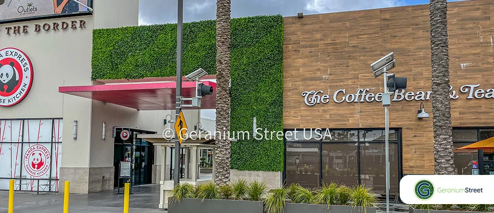 Cascading greenery detail