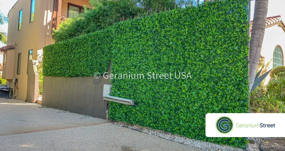 Advantages of Artificial Living Walls for Graffiti Prevention and Covering